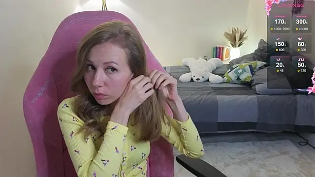 Lill Mary online show from 10, 10, 2025