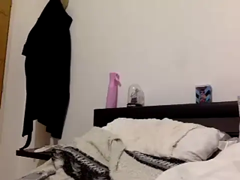 vanillesoumise online show from 4, 3, 2026