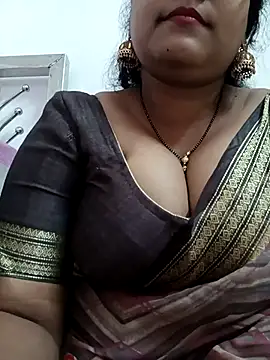 Snapshot of Nyra-23 chatting on 11, 11, 2025 Nyra-23 online show from 11, 11, 2025