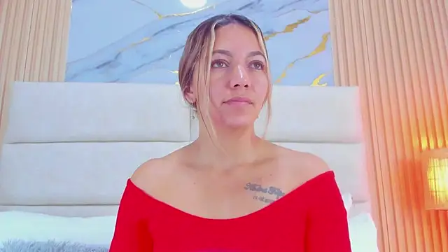 Mia Malkovaa  online show from 9, 6, 2026