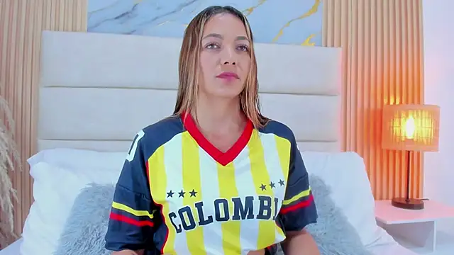 Mia Malkovaa  online show from 7, 7, 2026