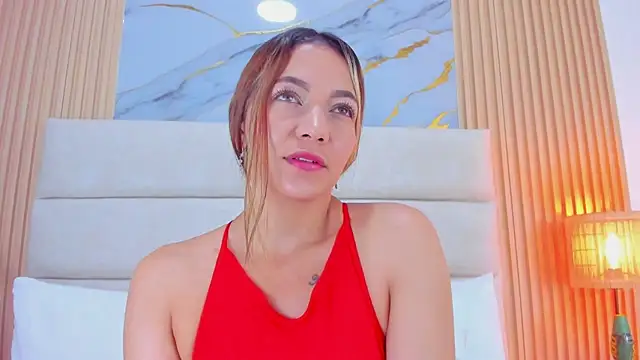 Mia Malkovaa  online show from 15, 7, 2026