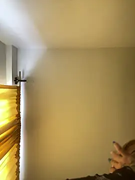 baby lizy online show from 9, 11, 2025