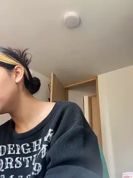 baby lizy online show from 16, 10, 2025