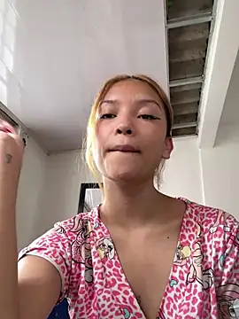 baby lizy online show from 5, 1, 2025
