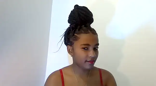 Snapshot of Behla_rouseh chatting on 11, 3, 2025 Behla rouseh online show from 11, 3, 2025