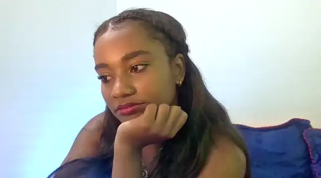 Snapshot of Behla_rouseh chatting on 17, 2, 2025 Behla rouseh online show from 17, 2, 2025