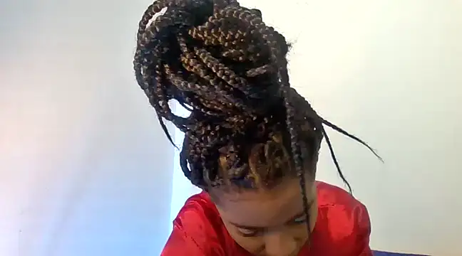 Snapshot of Behla_rouseh chatting on 8, 3, 2025 Behla rouseh online show from 8, 3, 2025