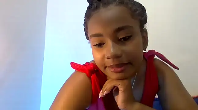 Snapshot of Behla_rouseh chatting on 5, 3, 2025 Behla rouseh online show from 5, 3, 2025