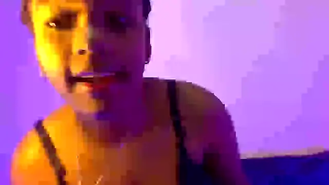 Snapshot of Behla_rouseh chatting on 16, 3, 2025 Behla rouseh online show from 16, 3, 2025