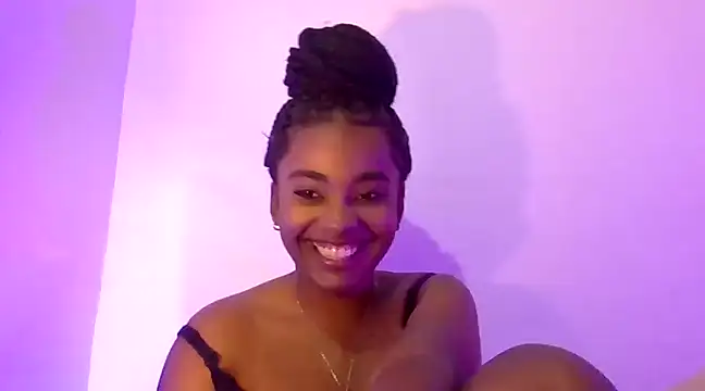 Snapshot of Behla_rouseh chatting on 16, 3, 2025 Behla rouseh online show from 16, 3, 2025