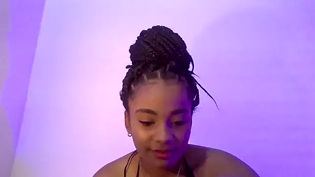 Snapshot of Behla_rouseh chatting on 18, 3, 2025 Behla rouseh online show from 18, 3, 2025