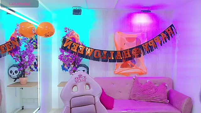 Gabby evanns online show from 31, 10, 2025