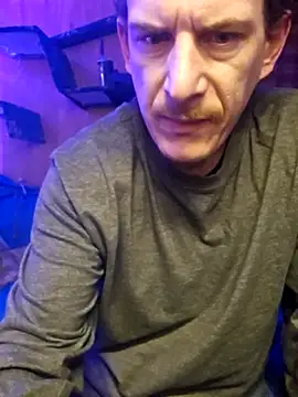 Snapshot of froggymclovin222 chatting on 28, 11, 2025 froggymclovin222 online show from 28, 11, 2025
