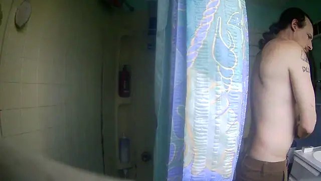 Snapshot of froggymclovin222 chatting on 3, 4, 2026 froggymclovin222 online show from 3, 4, 2026