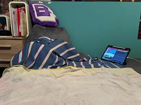 BigAssChubby online show from 24, 4, 2026