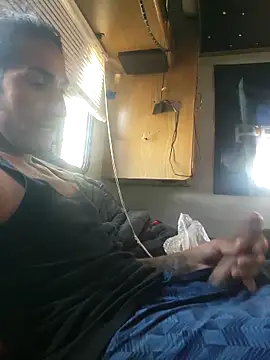 LargeDominoes online show from 27, 3, 2026