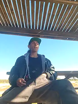 LargeDominoes online show from 8, 3, 2026