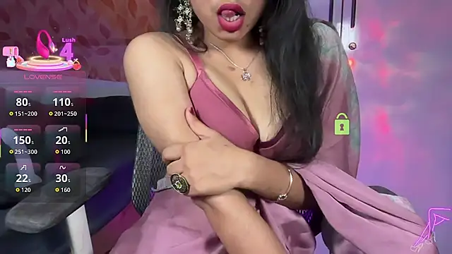 Snapshot of manogna_teluguammai chatting on 9, 10, 2025 manogna teluguammai online show from 9, 10, 2025