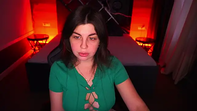 MirandaWong online show from 7, 11, 2025