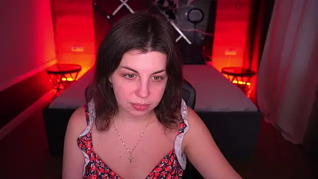 MirandaWong online show from 24, 10, 2025