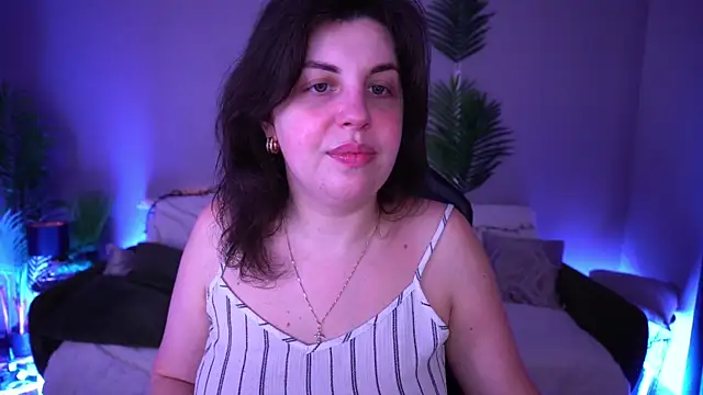 MirandaWong online show from 28, 3, 2026