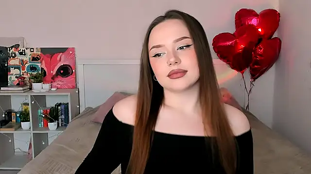 Snapshot of LittleKiitten chatting on 7, 6, 2026 LittleKiitten online show from 7, 6, 2026