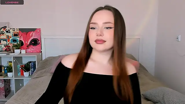 LittleKiitten online show from 9, 5, 2026