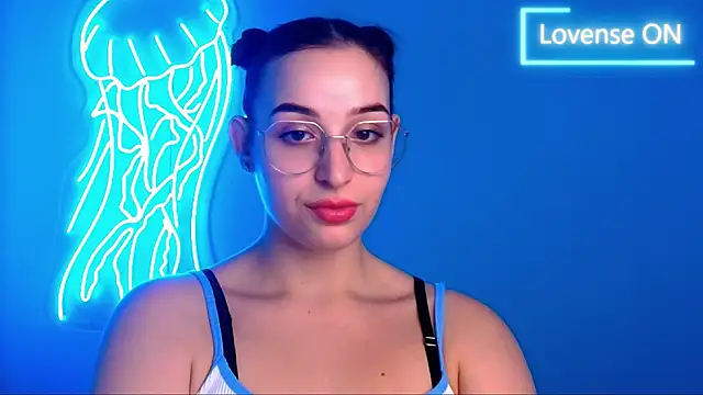 Snapshot of Jessie_Kisss chatting on 26, 9, 2025 Jessie Kisss online show from 26, 9, 2025