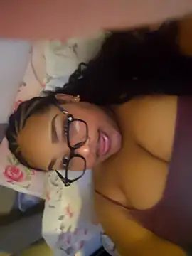 vic pretynhaa online show from 11, 2, 2026