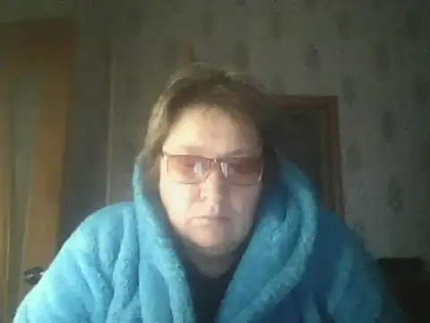 Snapshot of MelanieCold467 chatting on 7, 10, 2025 MelanieCold467 online show from 7, 10, 2025