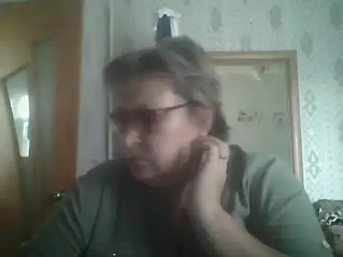 Snapshot of MelanieCold467 chatting on 12, 9, 2025 MelanieCold467 online show from 12, 9, 2025
