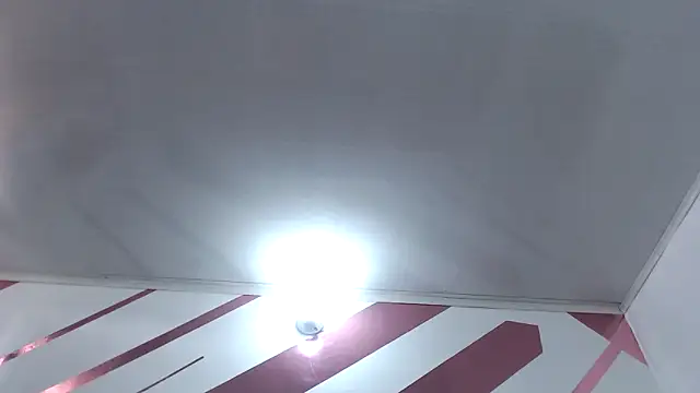 Kitten Hot  online show from 30, 11, 2025