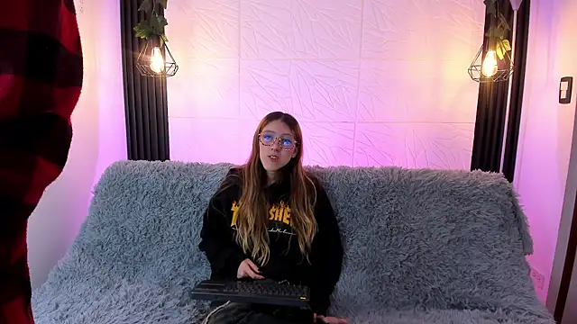 BRIAR AND BLAIR online show from 22, 10, 2025