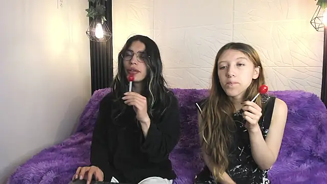 BRIAR AND BLAIR online show from 28, 11, 2025