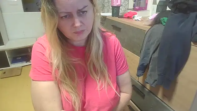 Meliss Official9 online show from 23, 2, 2026