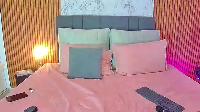 AkiraHomers online show from 10, 2, 2025