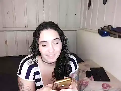 Snapshot of Rosaselvagem chatting on 16, 1, 2025 Rosaselvagem online show from 16, 1, 2025