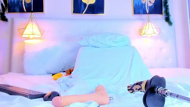 Snapshot of mirandha_ chatting on 15, 12, 2024 mirandha  online show from 15, 12, 2024