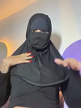 Snapshot of MARYADSUARD chatting on 5, 12, 2025 MARYADSUARD online show from 5, 12, 2025