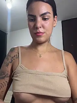 Snapshot of MARYADSUARD chatting on 4, 10, 2025 MARYADSUARD online show from 4, 10, 2025
