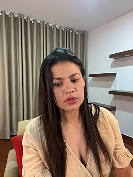 Snapshot of Alice_Biel chatting on 20, 3, 2025 Alice Biel online show from 20, 3, 2025