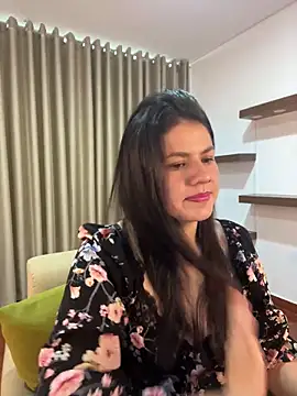 Snapshot of Alice_Biel chatting on 21, 2, 2025 Alice Biel online show from 21, 2, 2025