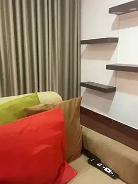 Snapshot of Alice_Biel chatting on 6, 3, 2025 Alice Biel online show from 6, 3, 2025