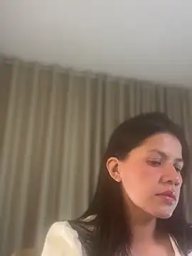 Snapshot of Alice_Biel chatting on 12, 6, 2026 Alice Biel online show from 12, 6, 2026
