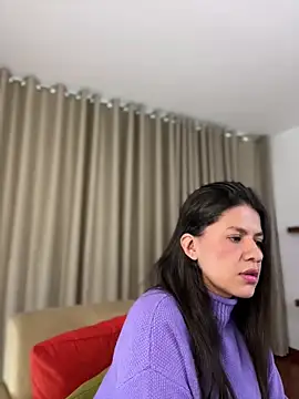 Snapshot of Alice_Biel chatting on 15, 6, 2026 Alice Biel online show from 15, 6, 2026