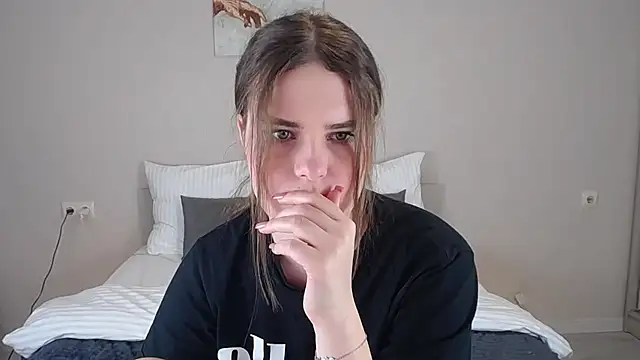 AlenaDast online show from 31, 1, 2025