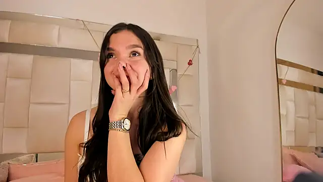 Snapshot of isabella_gomez11 chatting on 6, 6, 2026 isabella gomez11 online show from 6, 6, 2026