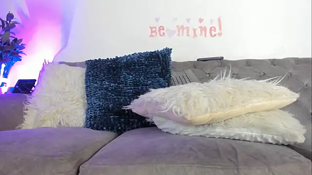 Snapshot of Sofi_Vasquez chatting on 19, 2, 2025 Sofi Vasquez online show from 19, 2, 2025