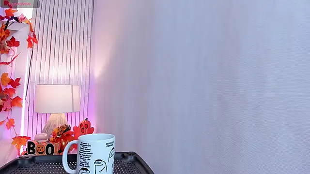 madeleine2112 online show from 30, 10, 2025